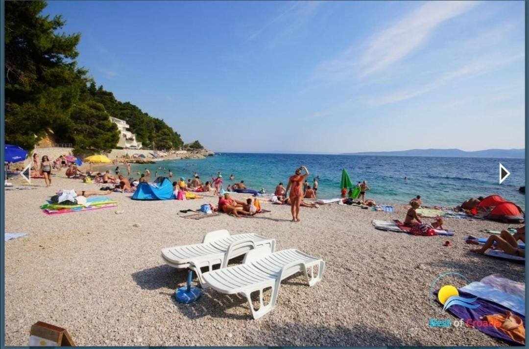 Apartmani Mares - 20 M From The Beach 브렐라 외부 사진