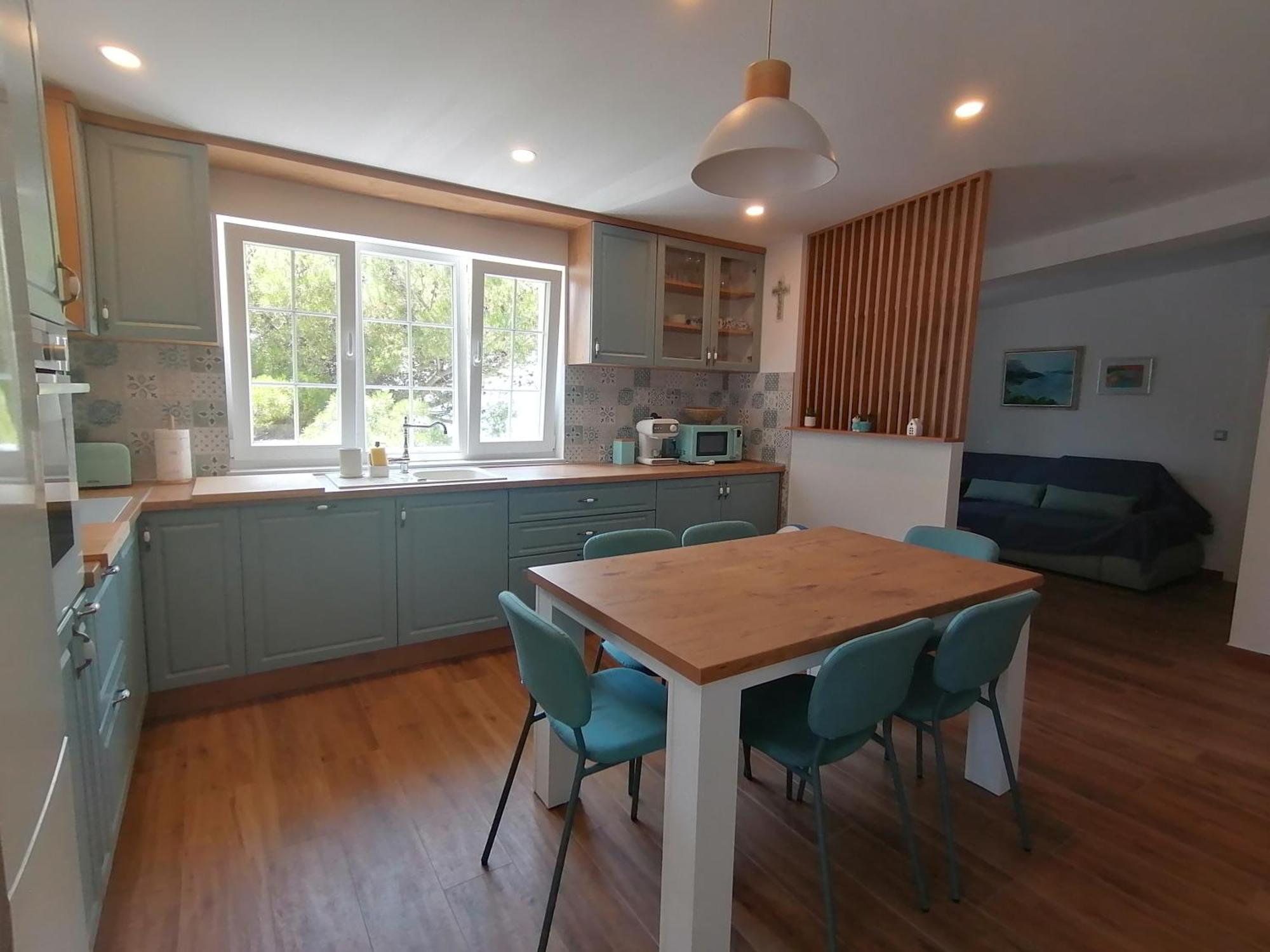 Apartmani Mares - 20 M From The Beach 브렐라 외부 사진