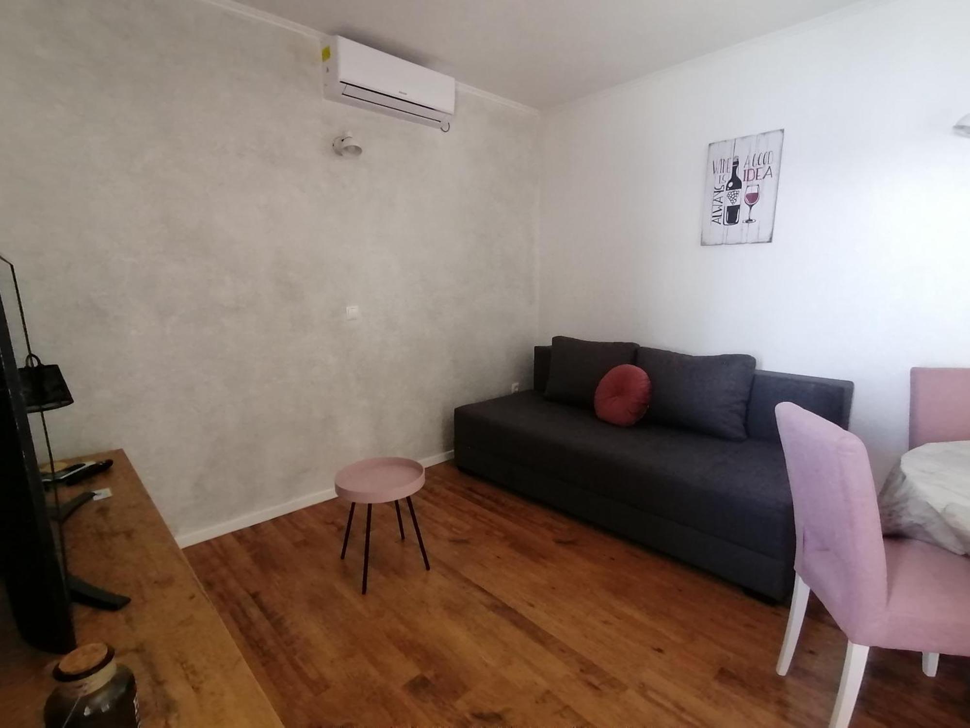 Apartmani Mares - 20 M From The Beach 브렐라 객실 사진